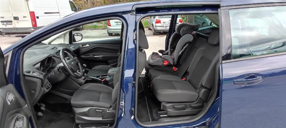 Ford Grand C-Max 1,5tdci reg.12.2026,veliki servis, fotografija 3
