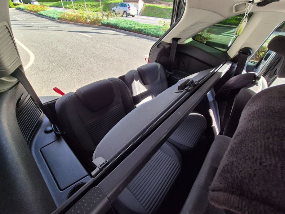 Ford Grand C-Max TITANIUM 1.5 TDCi 120PS A6-VK-2XPDC-7 SEDEŽNI, fotografija 12