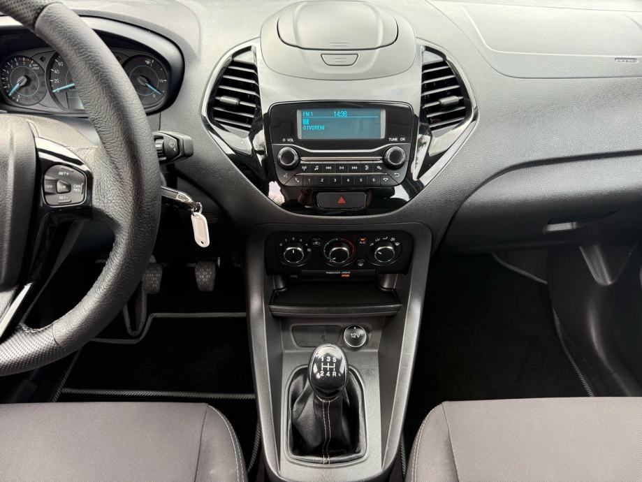 FORD Ka 1.2 *potpuno novi redizajn model/reg. godinu dana/5 vrata*, fotografija 16
