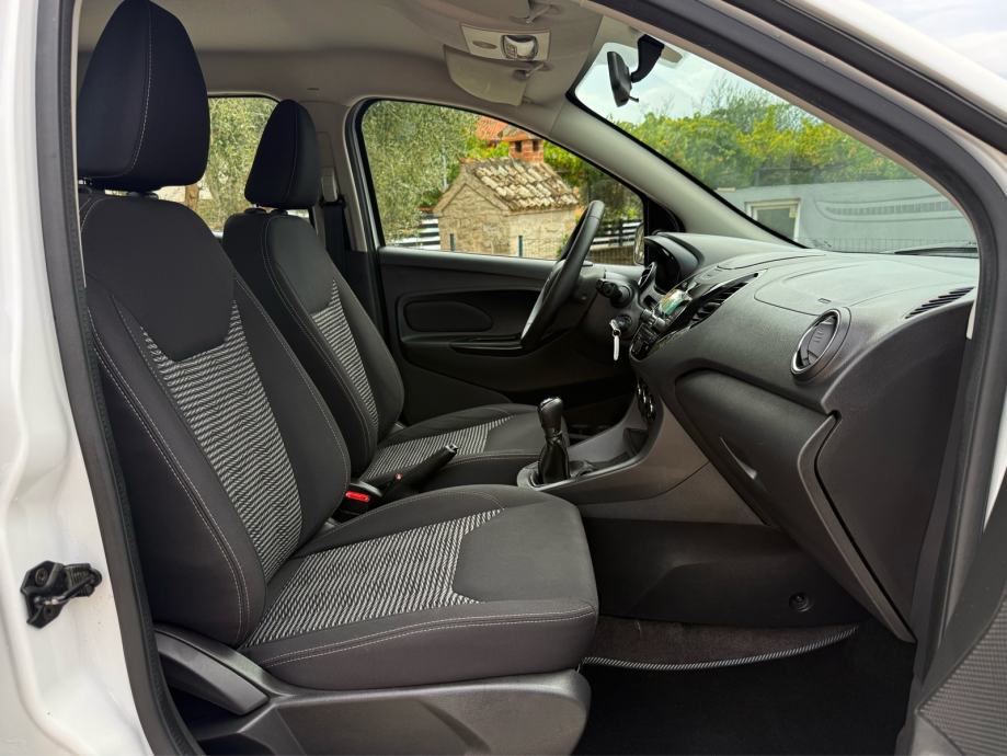 FORD Ka 1.2 *potpuno novi redizajn model/reg. godinu dana/5 vrata*, fotografija 19