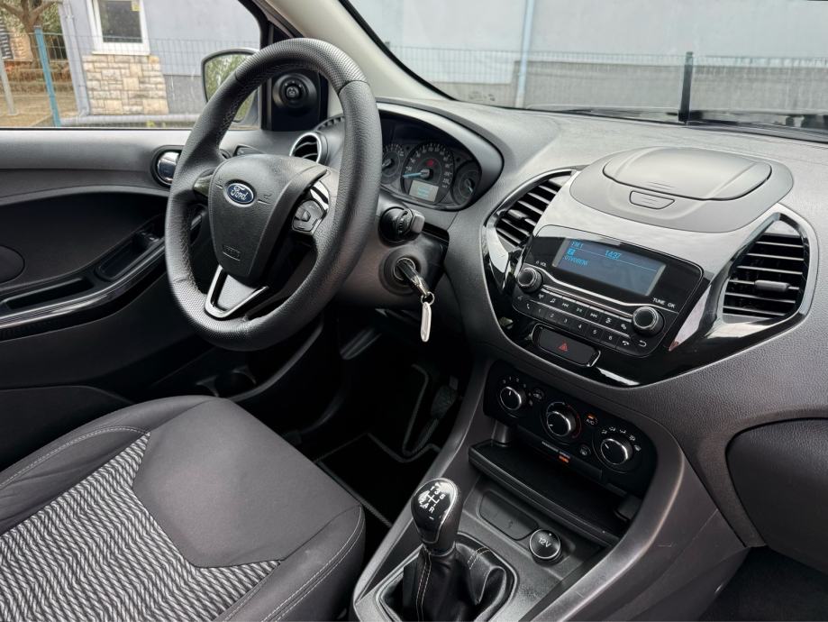 FORD Ka 1.2 *potpuno novi redizajn model/reg. godinu dana/5 vrata*, fotografija 18