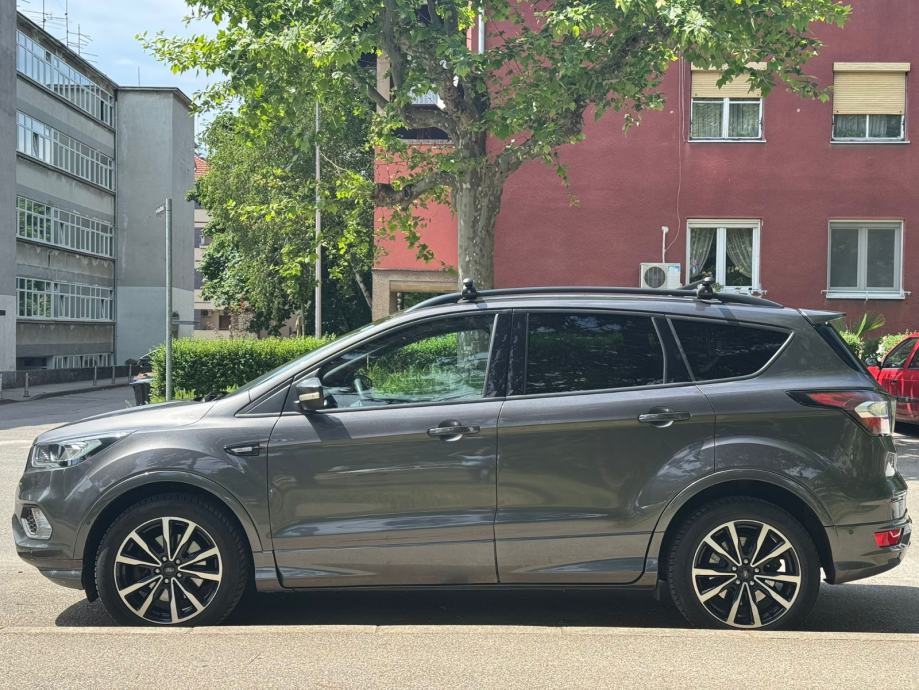 Ford Kuga 1,5 dizel,automatik,ST Line, fotografija 2