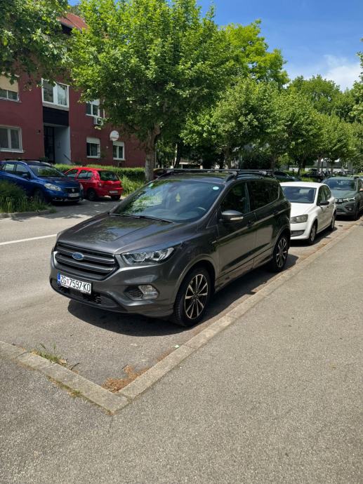 Ford Kuga 1,5 dizel,automatik,ST Line, fotografija 10