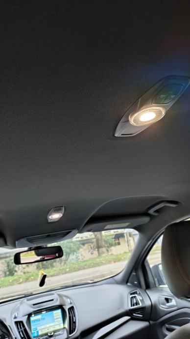 Ford Kuga 1,5 dizel,automatik,ST Line, fotografija 18
