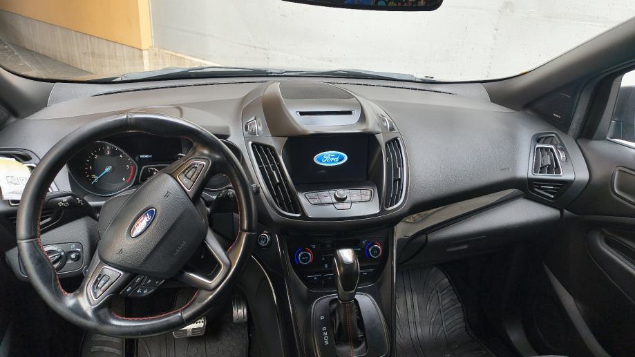 Ford Kuga 1,5 dizel,automatik,ST Line, fotografija 19