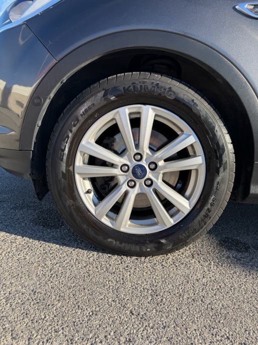 Ford Kuga 1,5 automatik, fotografija 17