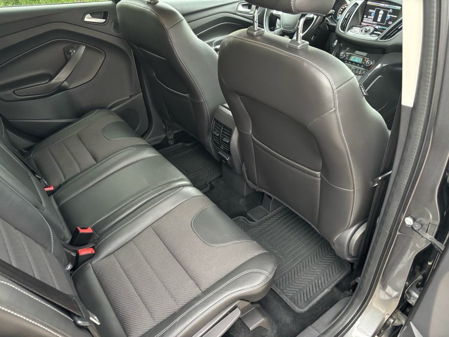 Ford Kuga 1,5, fotografija 14