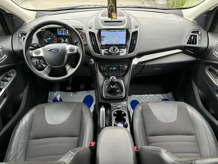 Ford Kuga 1,5, fotografija 15