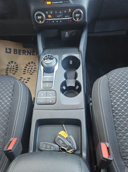 Ford Kuga 1,5 TDCi Titanium+,Jamstvo 12 mjeseci., fotografija 10