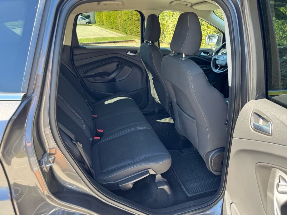 Ford Kuga 1.5tdci 120ks 2018., fotografija 13