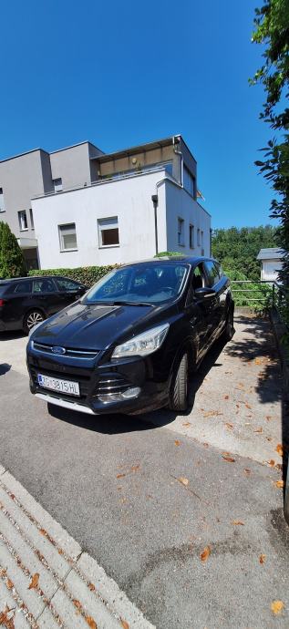 Ford Kuga 2,0 automatik, fotografija 2