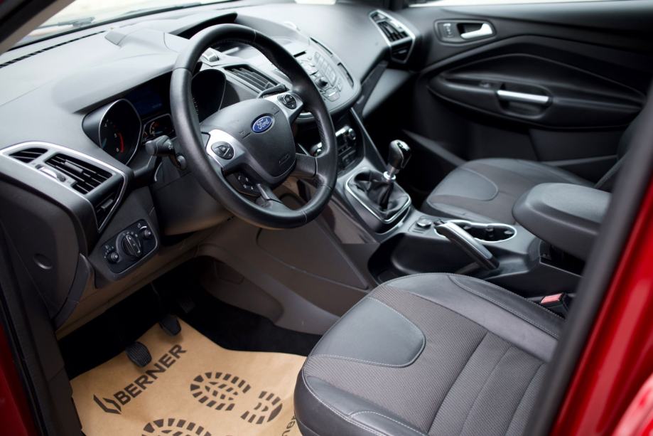 Ford Kuga 2.0 TDCI , 2015 , TITANIUM - ODLIČNA -, fotografija 10