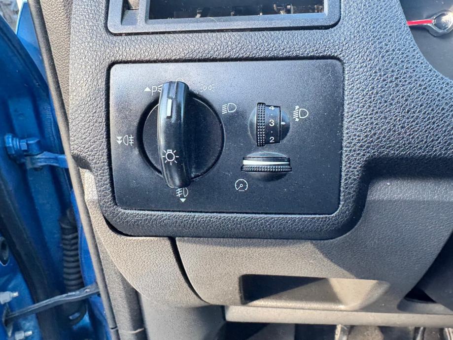 Ford Kuga 2,0*TDCI *HR VOZILO *MOGUCA KUPNJA PREKO KARTICA *, fotografija 9