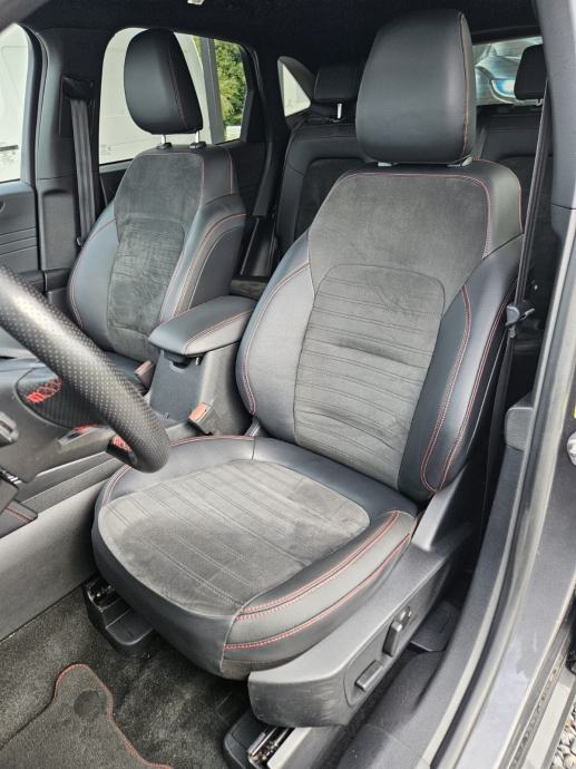 Ford Kuga 2,5 PHEV, fotografija 11