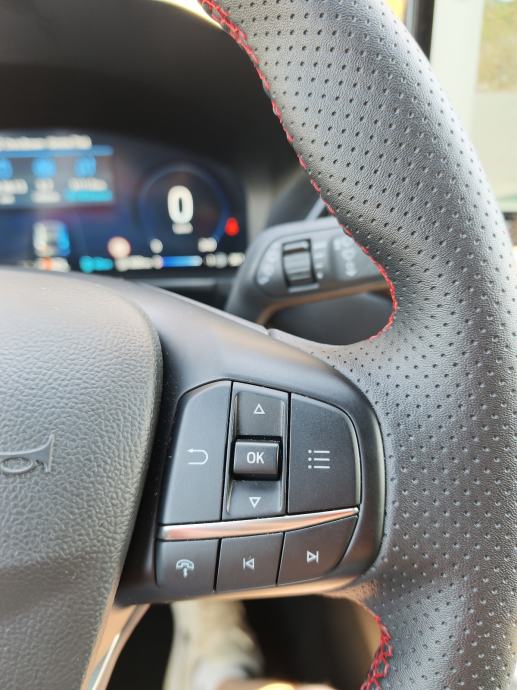 Ford Kuga 2,5 Plug-in Hybrid ST Line X HR Auto Tvornička garancija, fotografija 10
