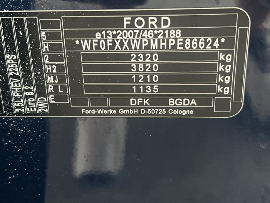 Ford Kuga 2,5 PHEV Hybrid ST Line, fotografija 17