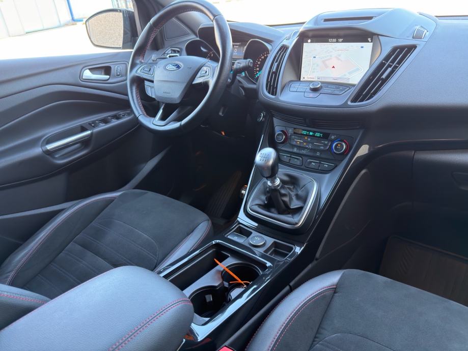 FORD KUGA ST-LINE 1.5 EcoBoost 110 kW / 150 KS, fotografija 8