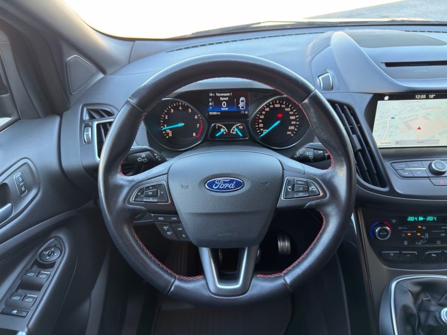 FORD KUGA ST-LINE 1.5 EcoBoost 110 kW / 150 KS, fotografija 14