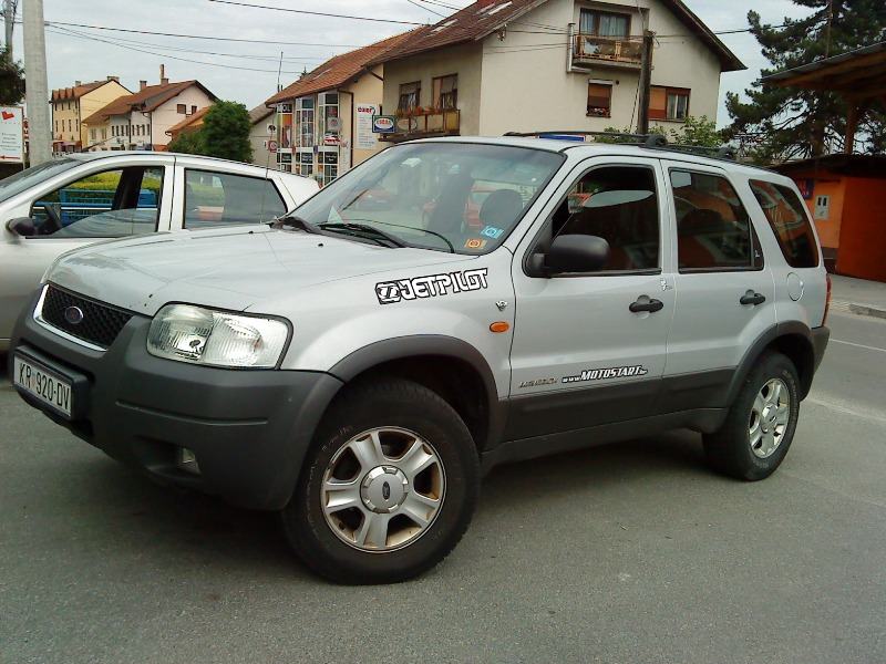 Ford maverick 2002