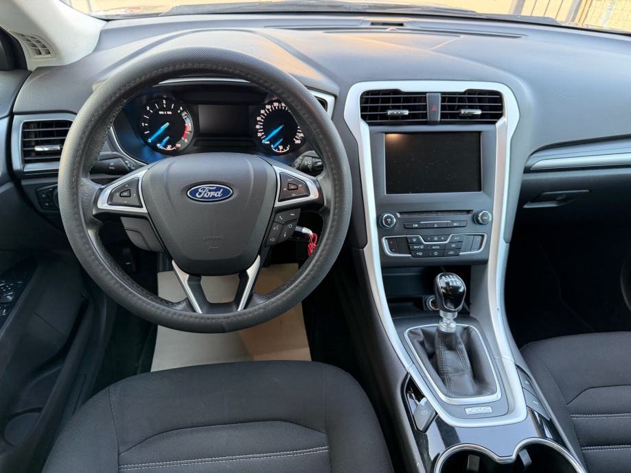 Ford Mondeo 1.5 TDCi, fotografija 15
