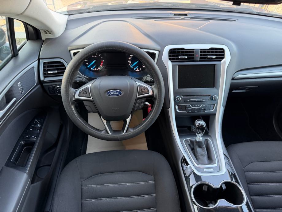 Ford Mondeo 1.5 TDCi, fotografija 16