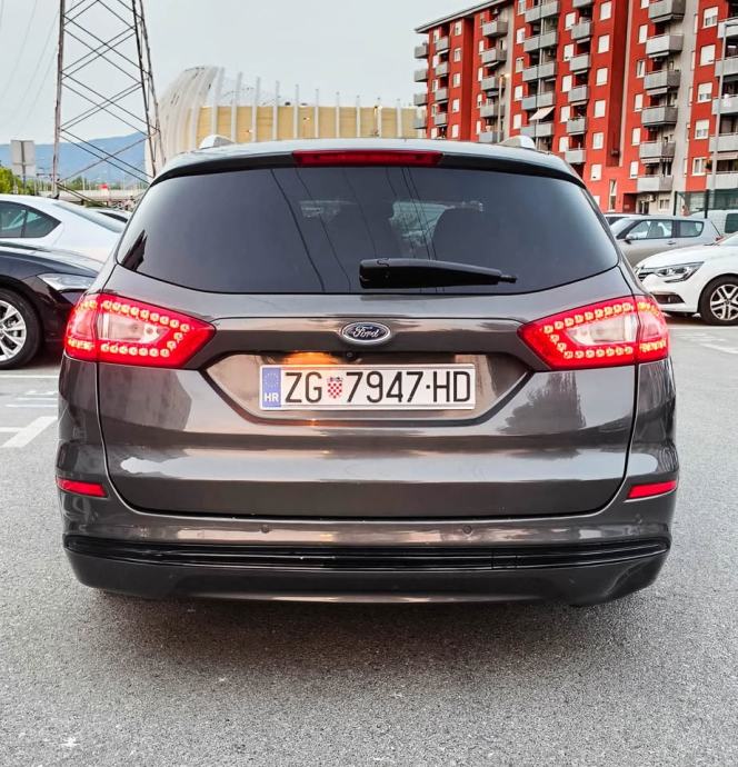 Ford Mondeo 1.6 TDCi 2015. • NAVI • KAMERA • PARK ASSIST • REGISTRIRAN, fotografija 10