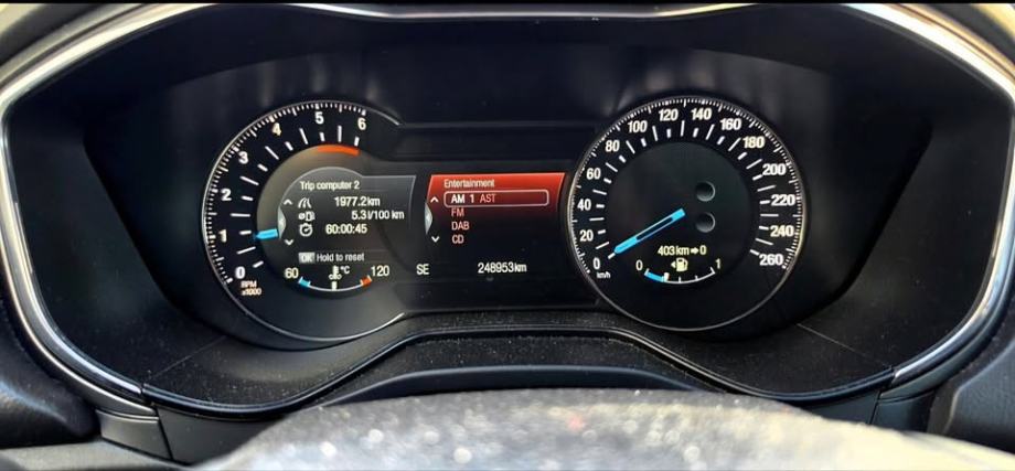 Ford Mondeo 1.6 TDCi 2015. • NAVI • KAMERA • PARK ASSIST • REGISTRIRAN, fotografija 13