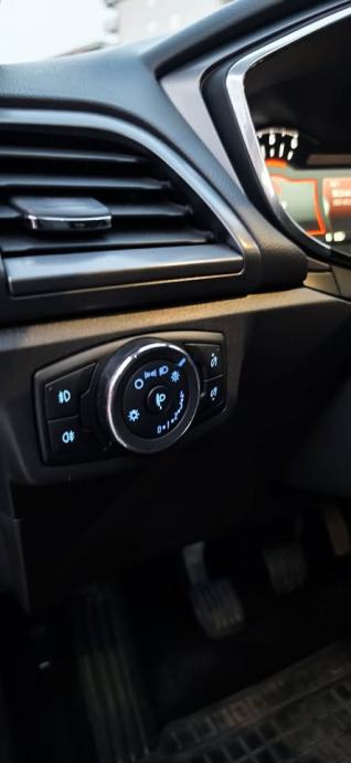 Ford Mondeo 1.6 TDCi 2015. • NAVI • KAMERA • PARK ASSIST • REGISTRIRAN, fotografija 15