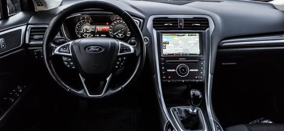 Ford Mondeo 1.6 TDCi 2015. • NAVI • KAMERA • PARK ASSIST • REGISTRIRAN, fotografija 12