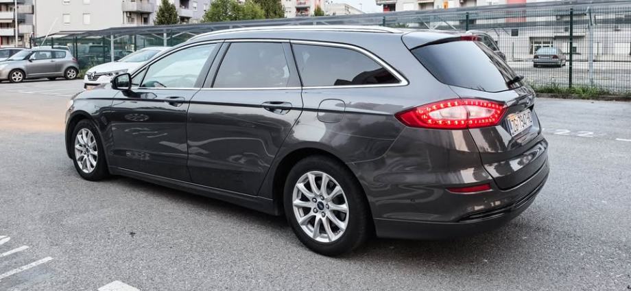 Ford Mondeo 1.6 TDCi 2015. • NAVI • KAMERA • PARK ASSIST • REGISTRIRAN, fotografija 4
