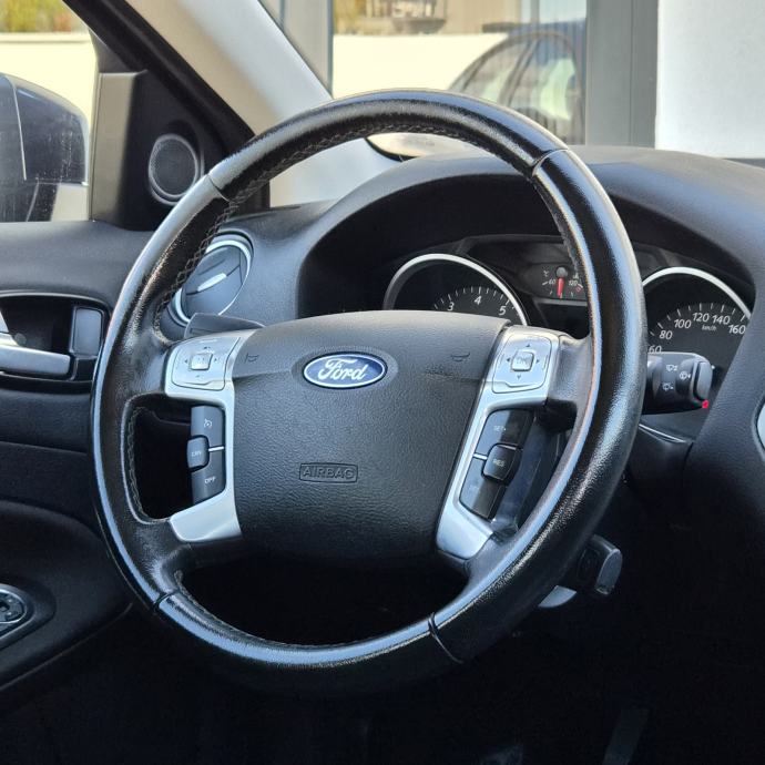 Ford Mondeo 2,0 benzinac ● 113.ooo km ● HR auto ● 1. VLASNIK, fotografija 11