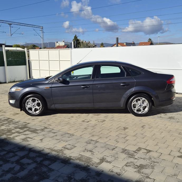 Ford Mondeo 2,0 benzinac ● 113.ooo km ● HR auto ● 1. VLASNIK, fotografija 7