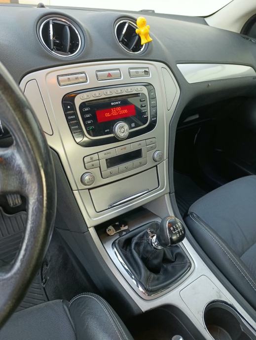 Ford Mondeo 2,0 tdci 140 ks, fotografija 8