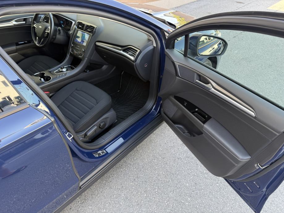 Ford Mondeo 2,0 TDCi,150ks automatik 2021.god.reg.6/2027.god., fotografija 16