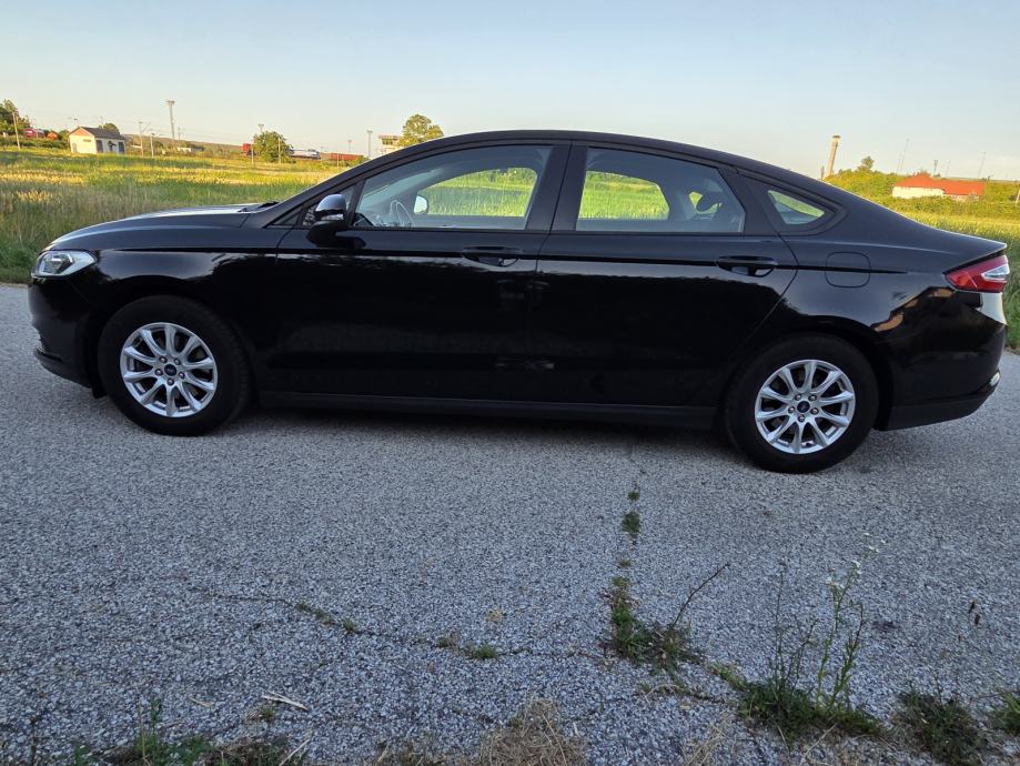 Ford Mondeo 2.0 TDCI Automatik, 2020 god. Nije uvoz, fotografija 6
