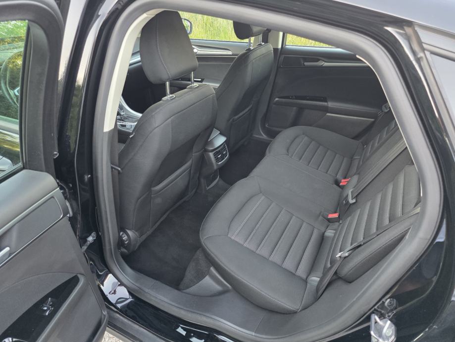 Ford Mondeo 2.0 TDCI Automatik, 2020 god. Nije uvoz, fotografija 13