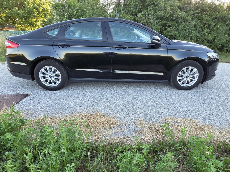 Ford Mondeo 2.0 TDCI Automatik, 2020 god. Nije uvoz, fotografija 7