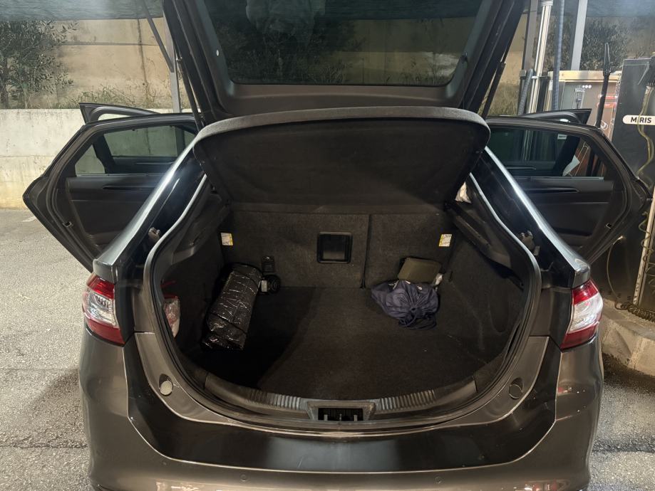 Ford Mondeo 2.0 TDCi ST-LINE, PANORAMA, FULL OPREMA, fotografija 10