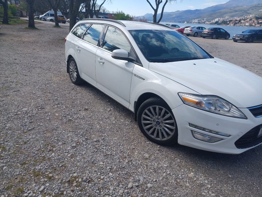 Ford Mondeo Karavan 2,0, fotografija 3