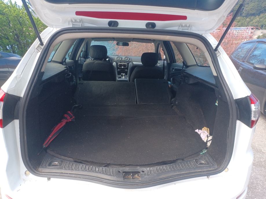 Ford Mondeo Karavan 2,0, fotografija 7