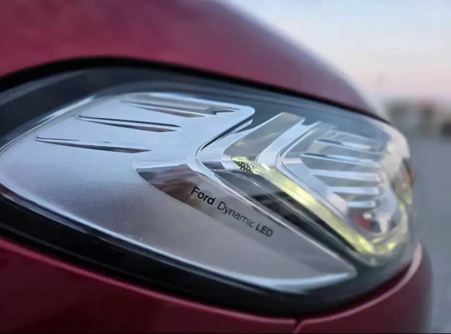 Ford Mondeo ST line 2,0 automatik 8 brzina, fotografija 10