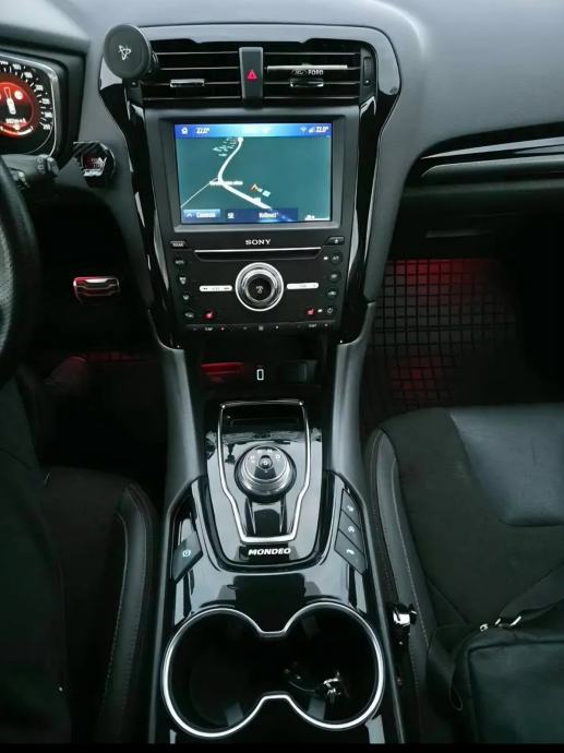 Ford Mondeo ST line 2,0 automatik 8 brzina, fotografija 17