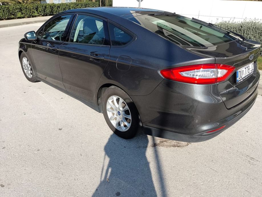 Ford Mondeo TREND, fotografija 16
