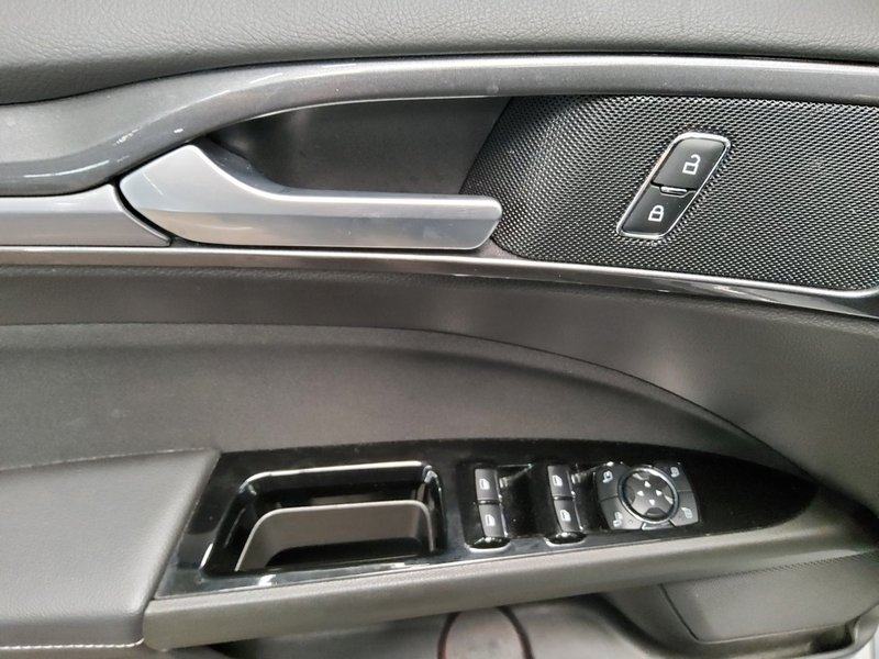 Ford Mondeo Turnier 2.0 EcoBlue Titanium automatik • ACC • AHK, fotografija 9