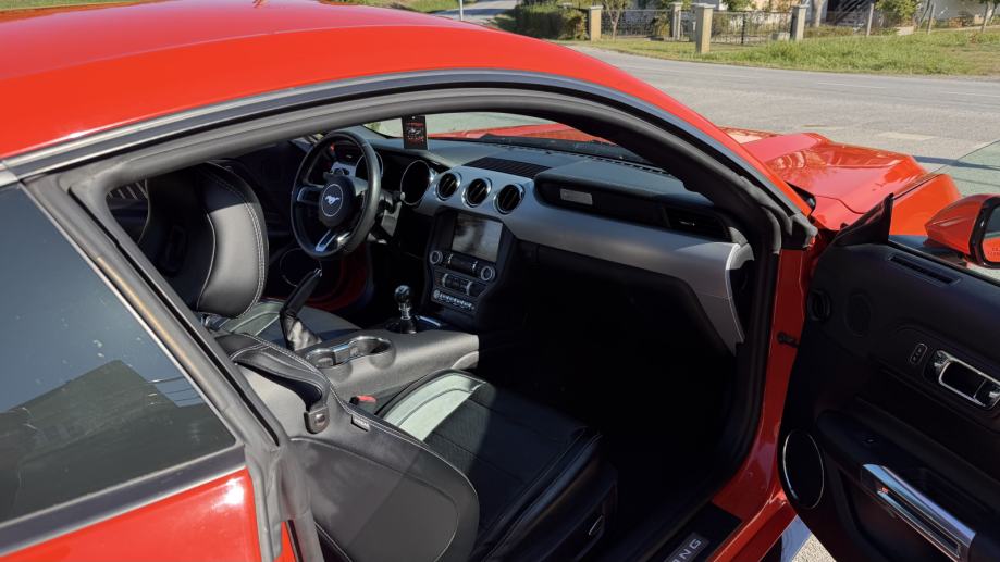 Ford Mustang 2,3, fotografija 10