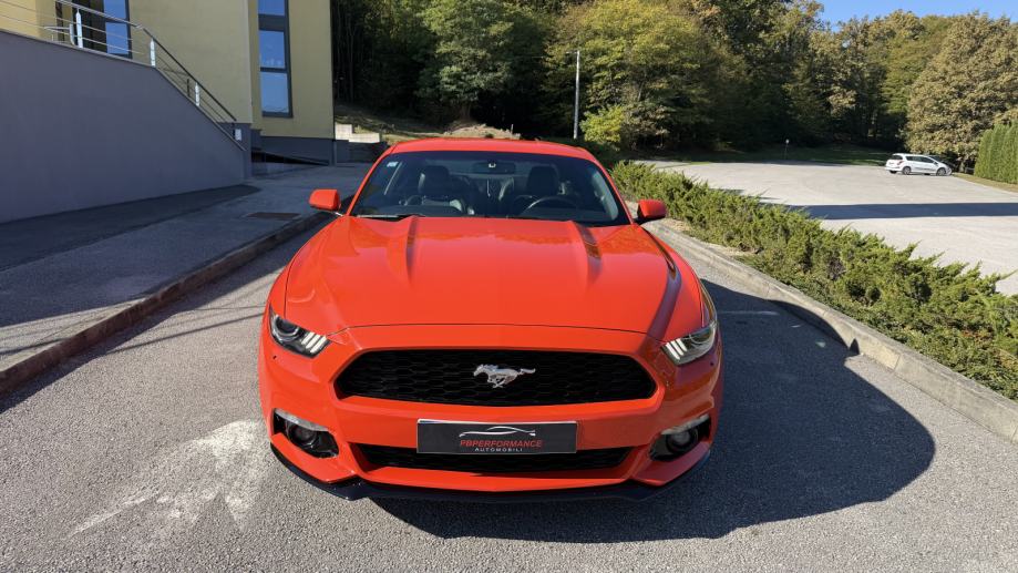 Ford Mustang 2,3, fotografija 17