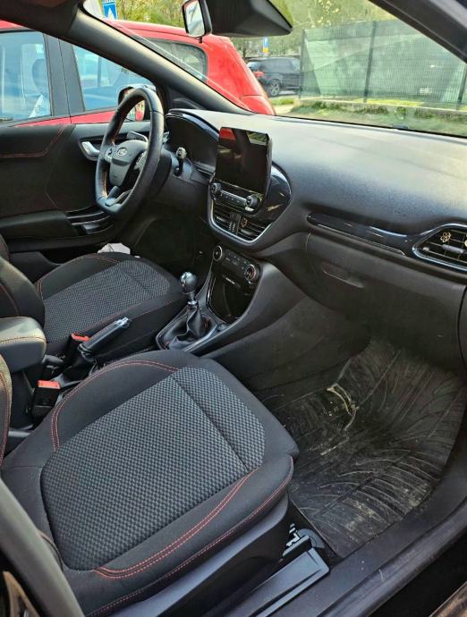 Ford Puma 1,0 EcoBoost ST LINE 125KS + PARK Assist reg.04/27 11700km, fotografija 4