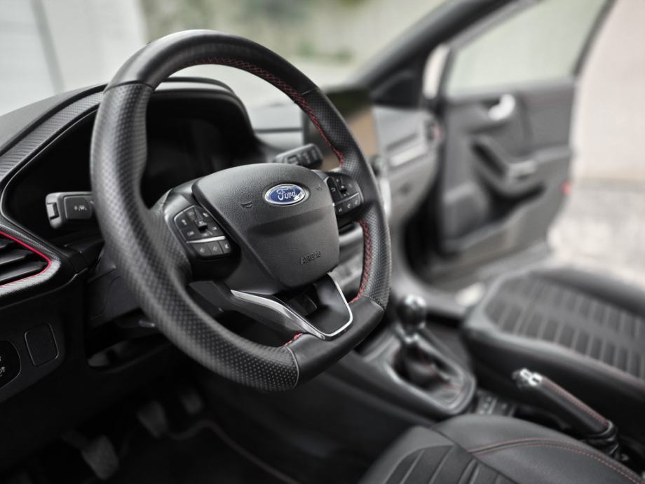 2021 Ford ST LINE X 1.5d, fotografija 17