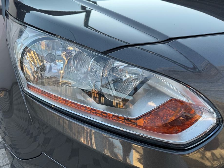 FORD TOURNEO Connect 1,6 TDCi Titanium (AUT.KLIMA,PANORAMA,KAMERA…), fotografija 12