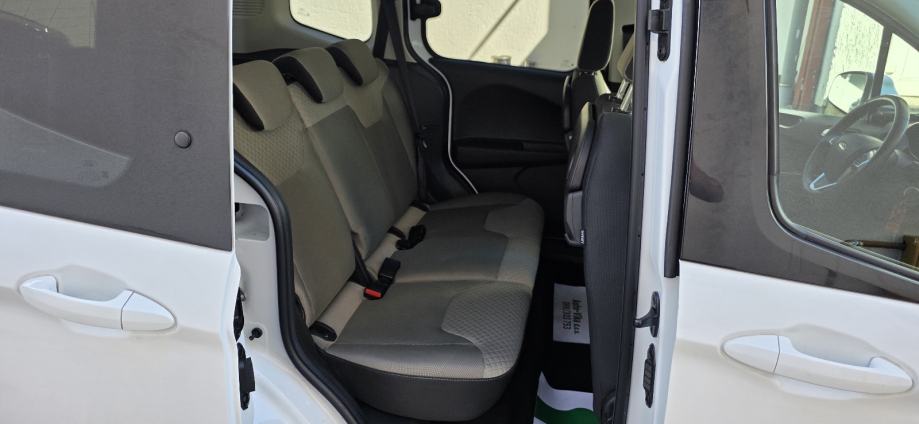 Ford Tourneo Courier 1,5 TDCi,prvi vl,nema pristojbe,garancija,leasing, fotografija 9